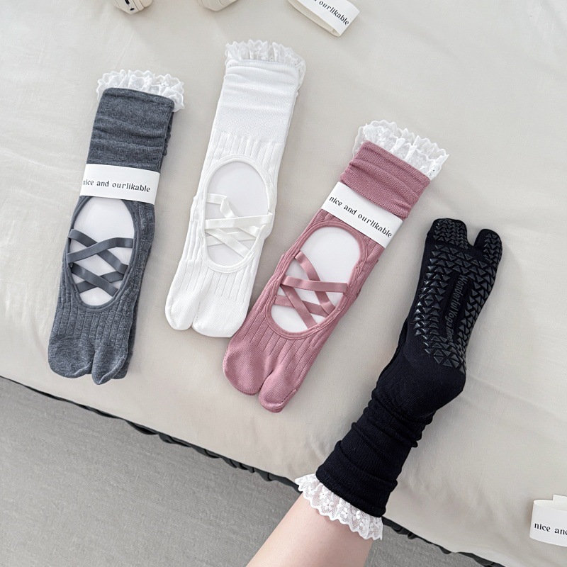 Lace Trim Split Toe Yoga Socks - Yoga Of Fitness ulasan dan harga